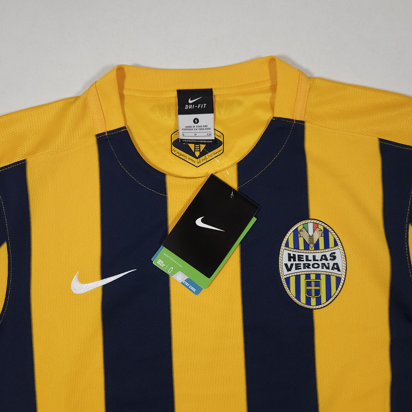 Hellas Verona Home Shirt 2015-16 detailed view 1