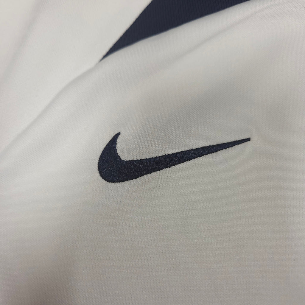 Paris Saint-Germain Training Shirt 2022-23 detailed view 2