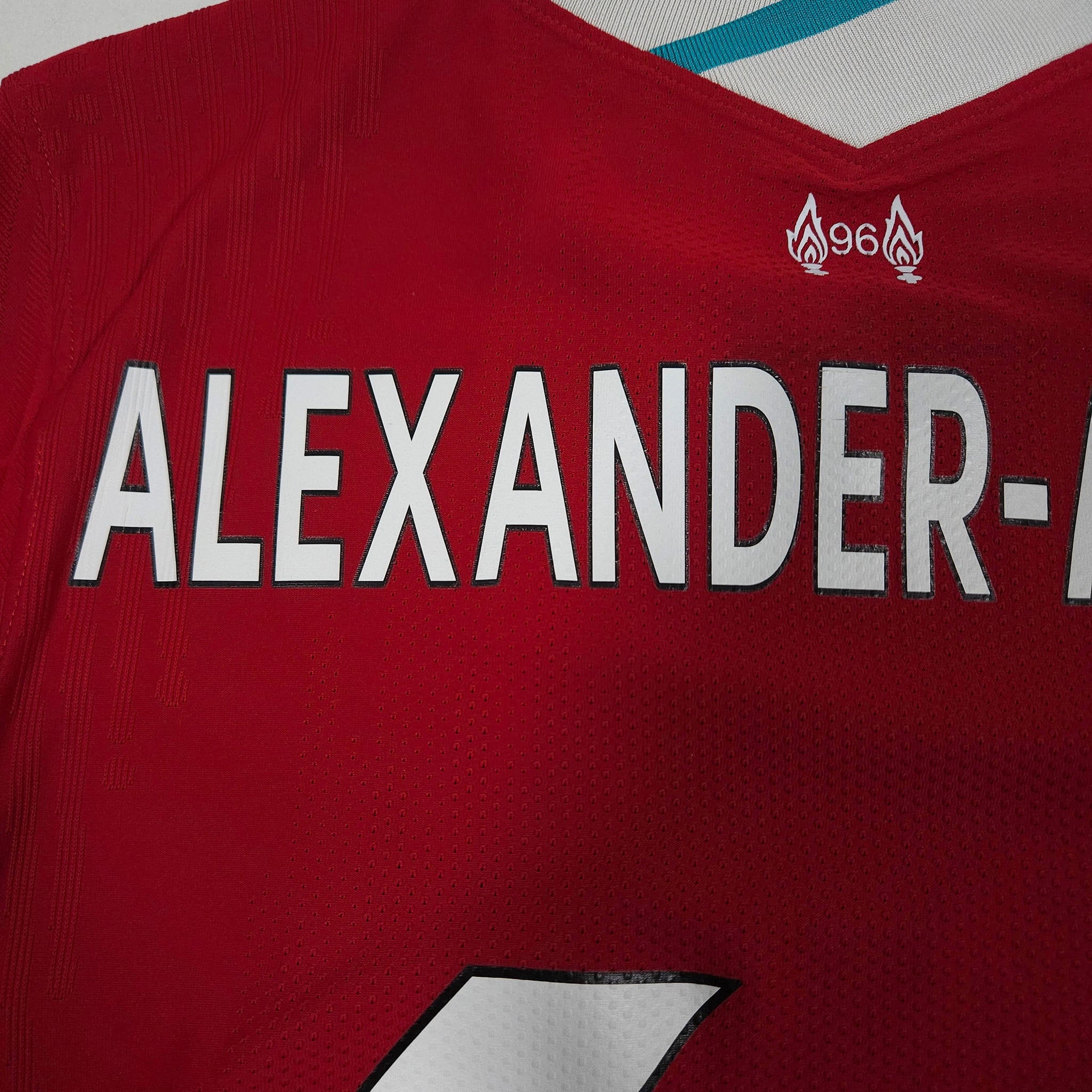 Liverpool Home Shirt 2020-21 – Authentic – Alexander-Arnold #66 detailed view 15