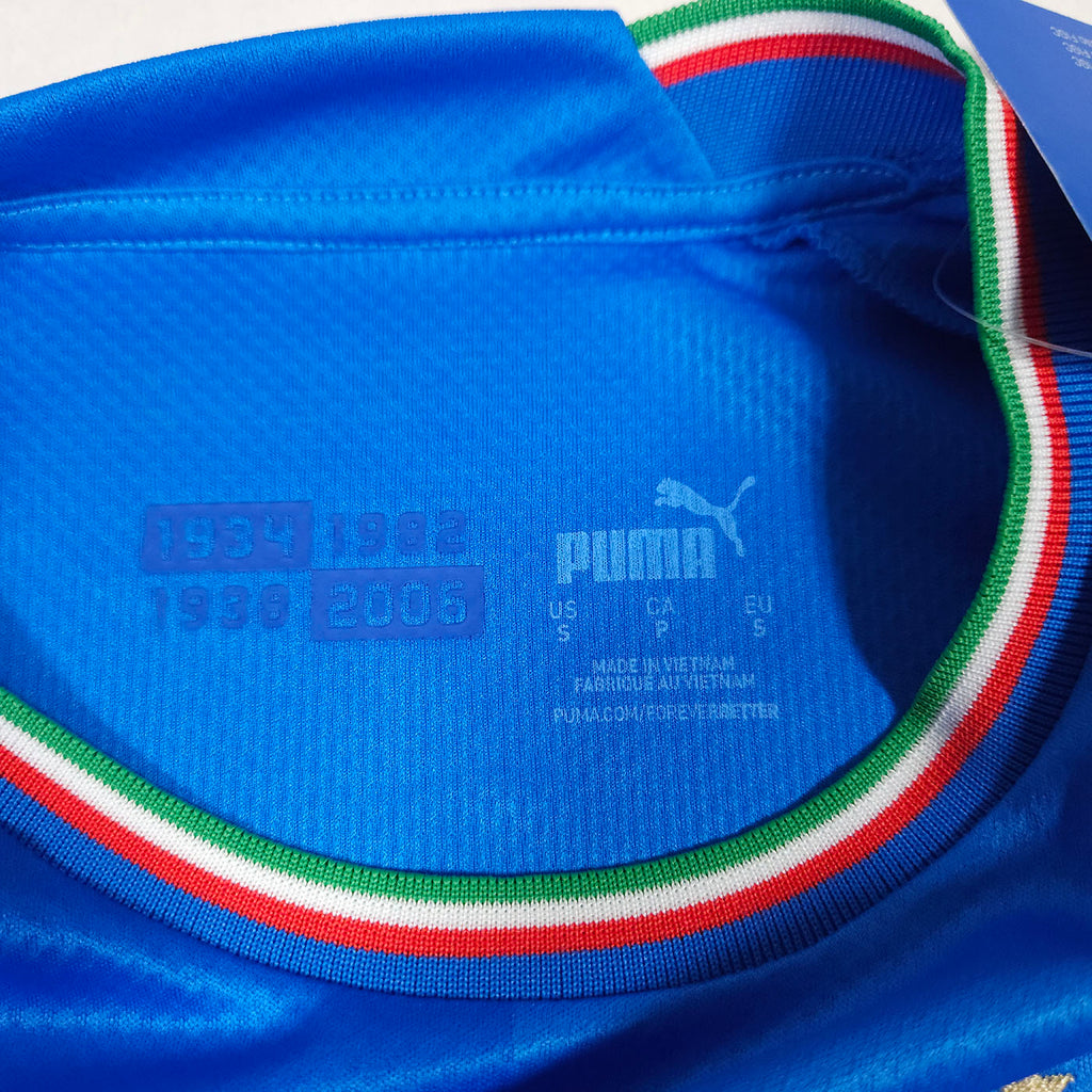 Italy Home Shirt 2022 detailed view 5