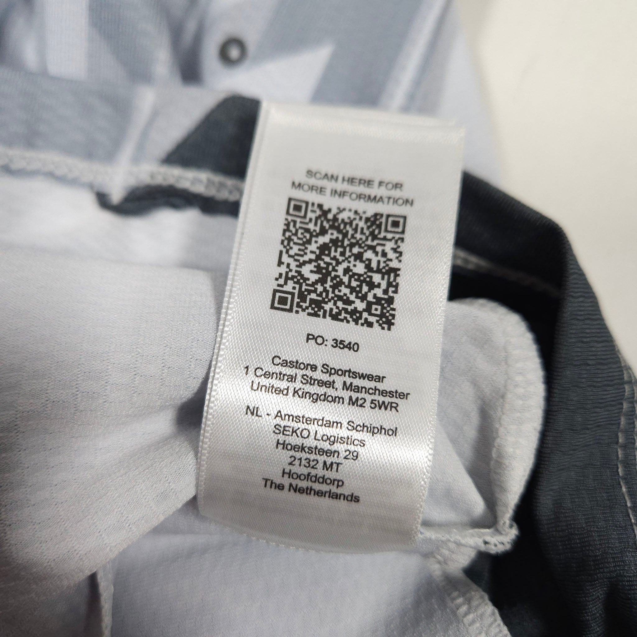 Wolverhampton Third Shirt 2022-23 – Authentic detailed view 9