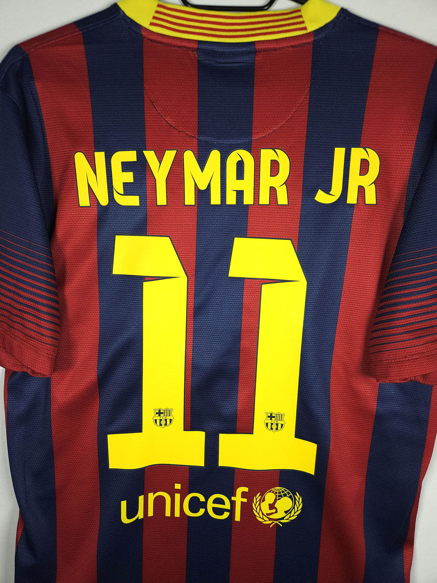 2013-14 Barcelona Home Shirt Neymar Jr. #11