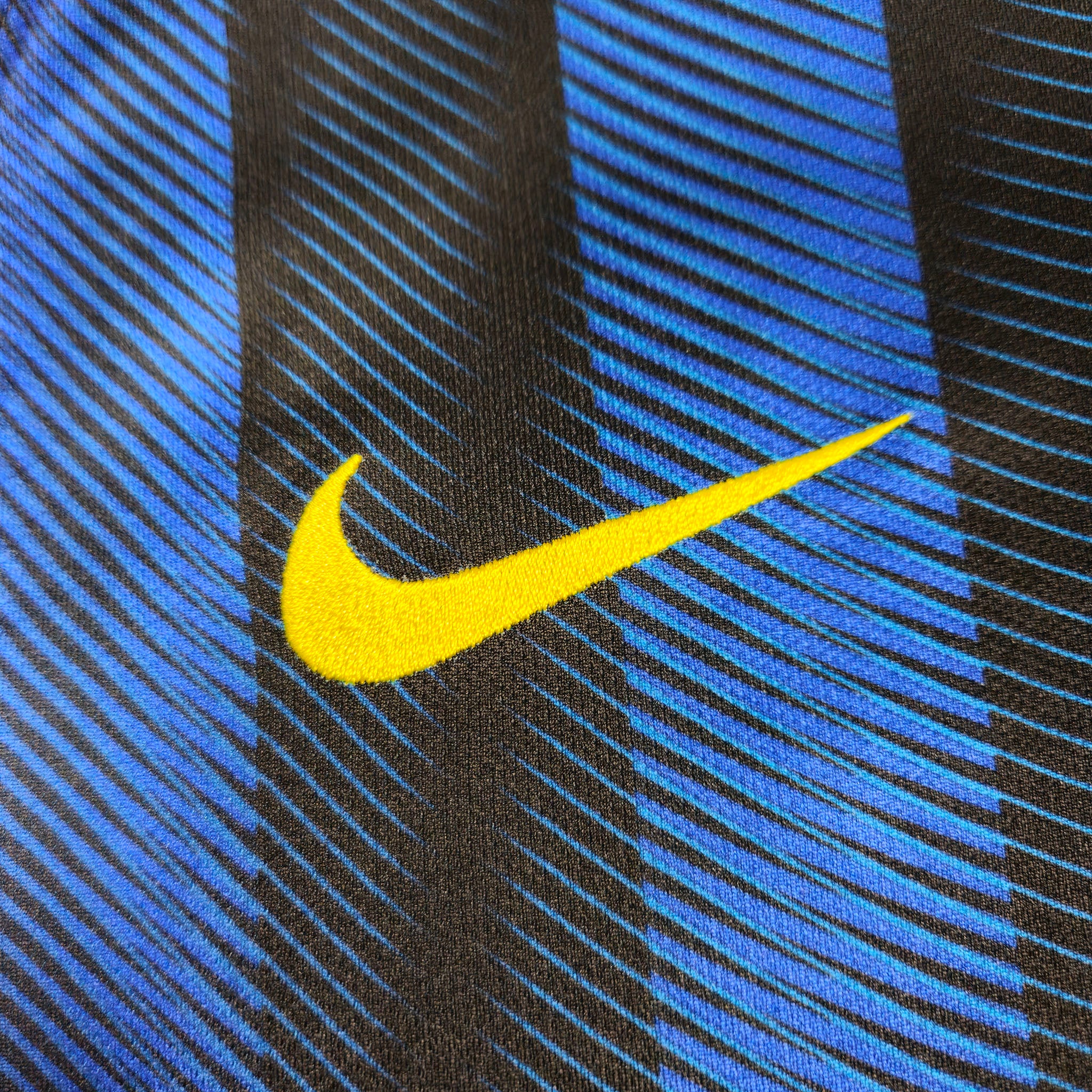 Inter Milan Home Shirt 2016-17 – Gagliardini #5 detailed view 3