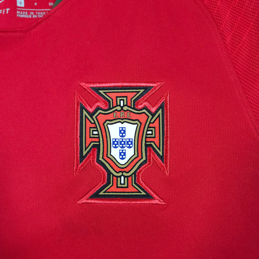 Portugal Home Shirt 2018-19 – Ronaldo #7 detailed view 1