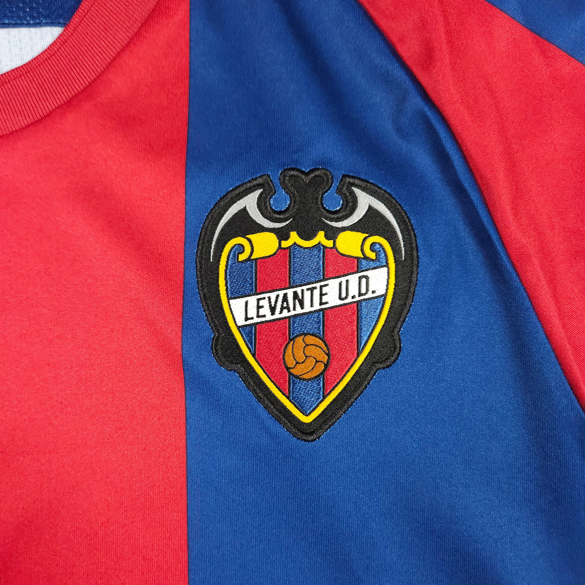 Levante Home Shirt 2020-21 detailed view 1