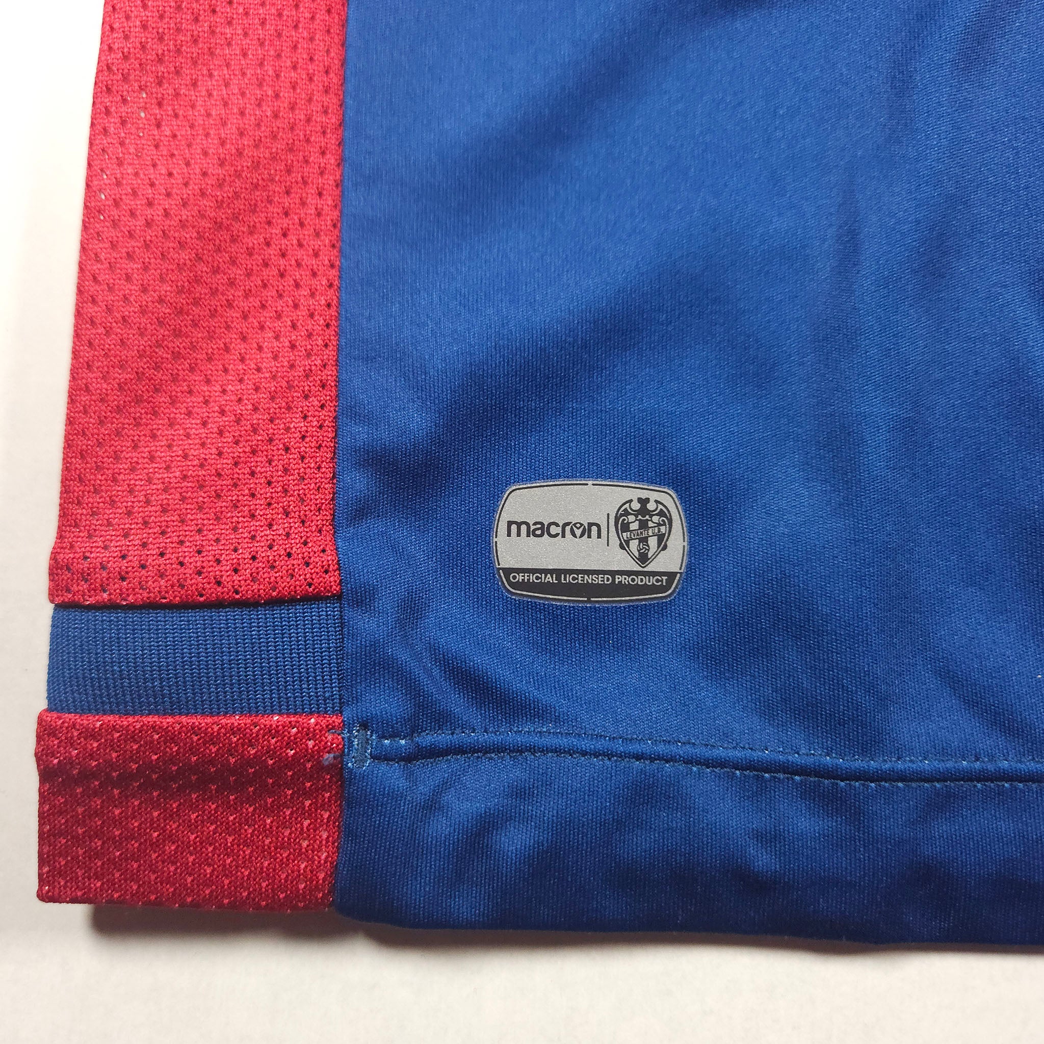 Levante Home Shirt 2020-21 detailed view 4