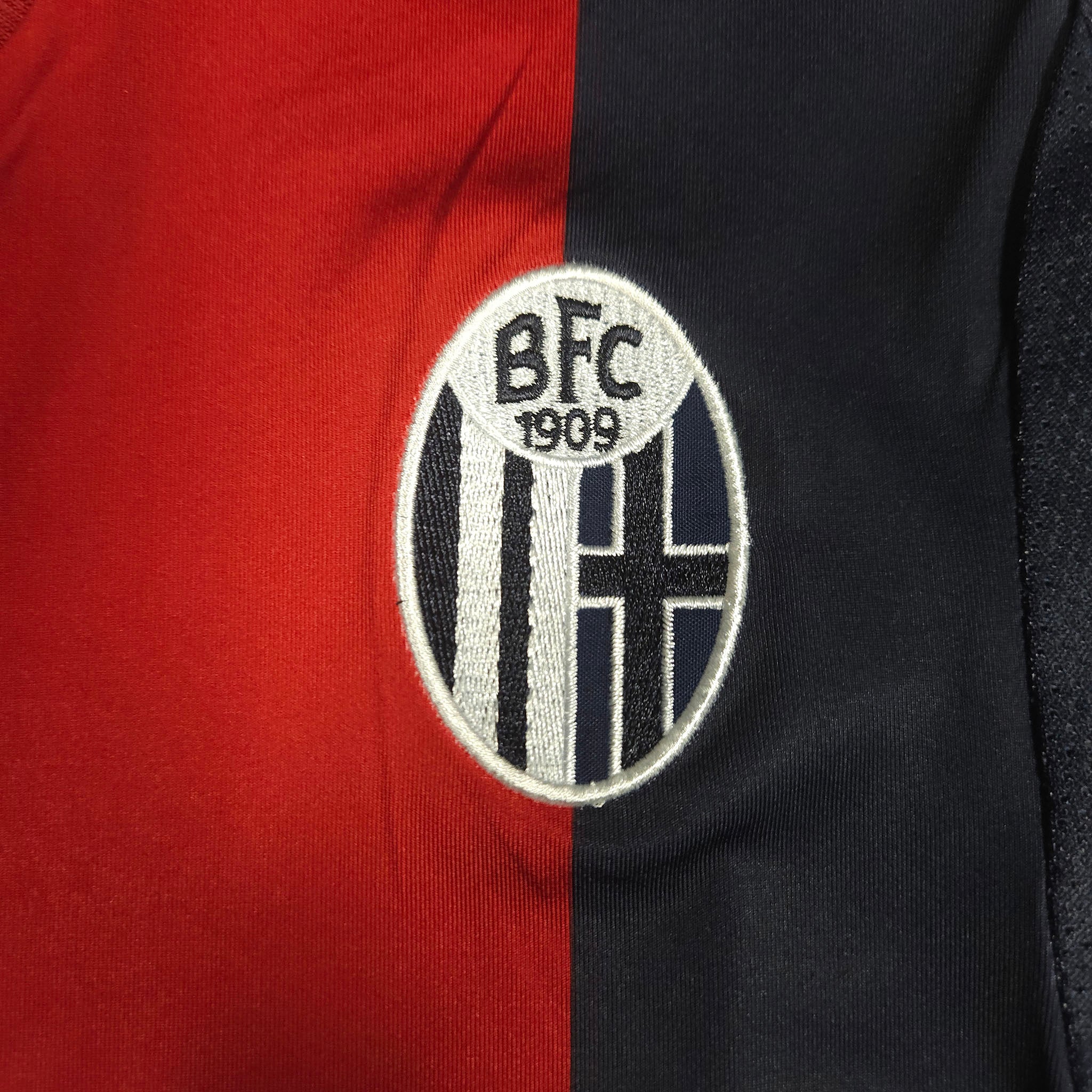 Bologna Home Shirt 2017-18 detailed view 2