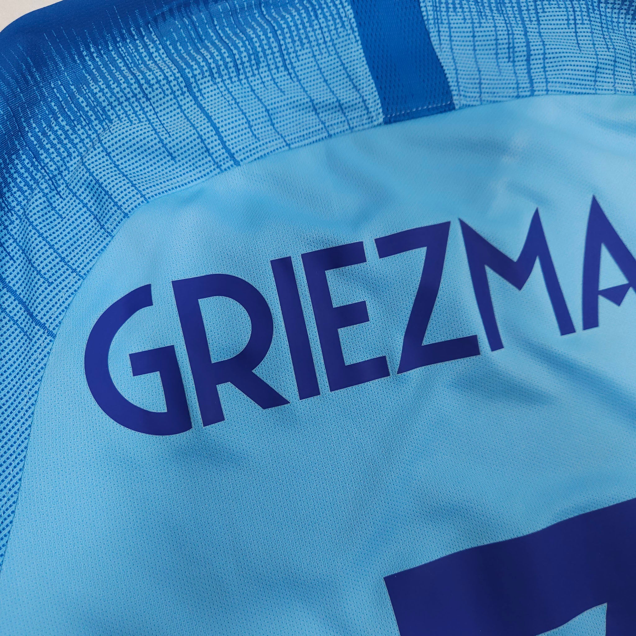 Atletico Madrid Away Shirt 2018-19 – Griezmann #7 detailed view 9