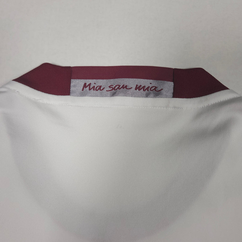 Bayern Munich Third Shirt 2016-17 detailed view 9