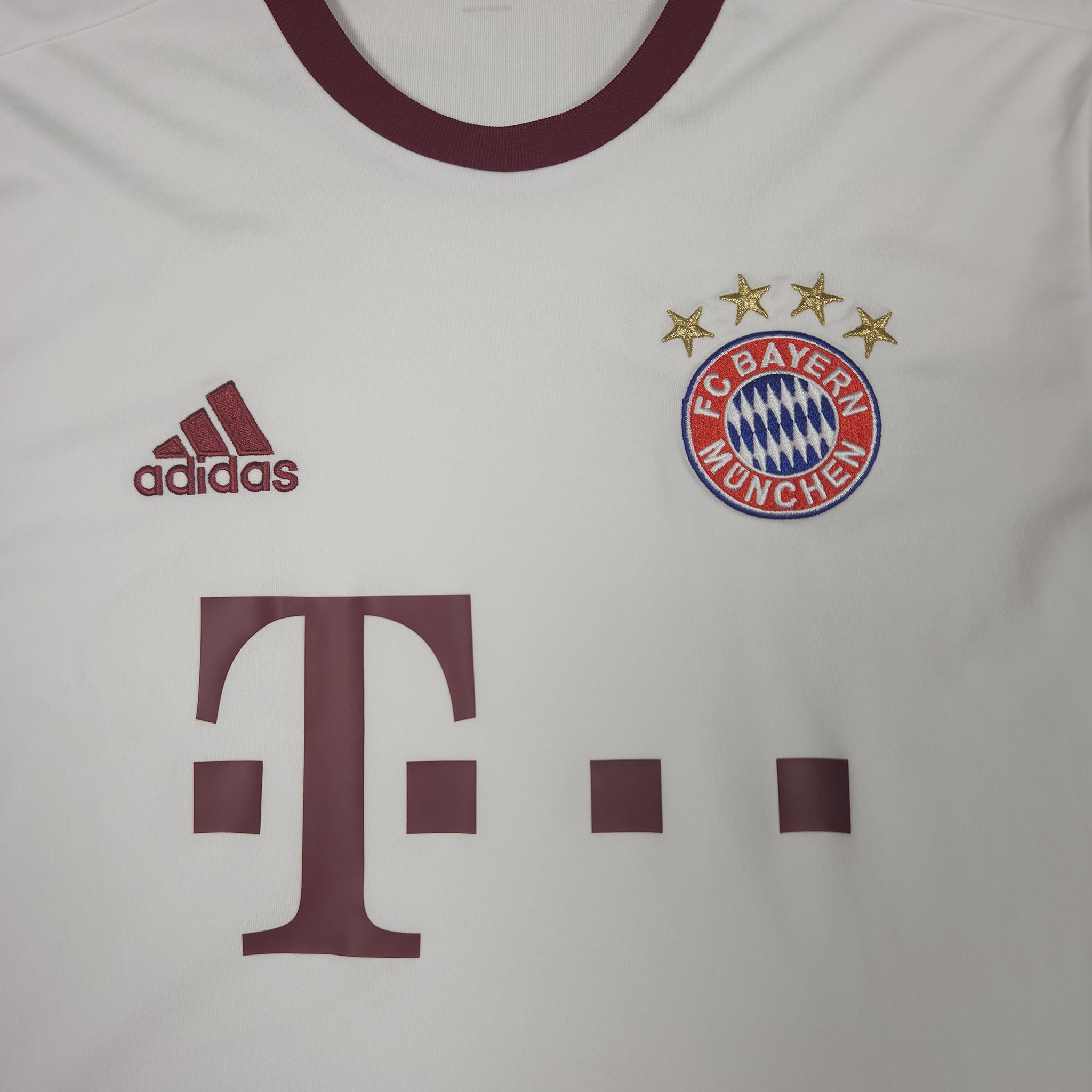 Bayern Munich Third Shirt 2016-17 detailed view 2