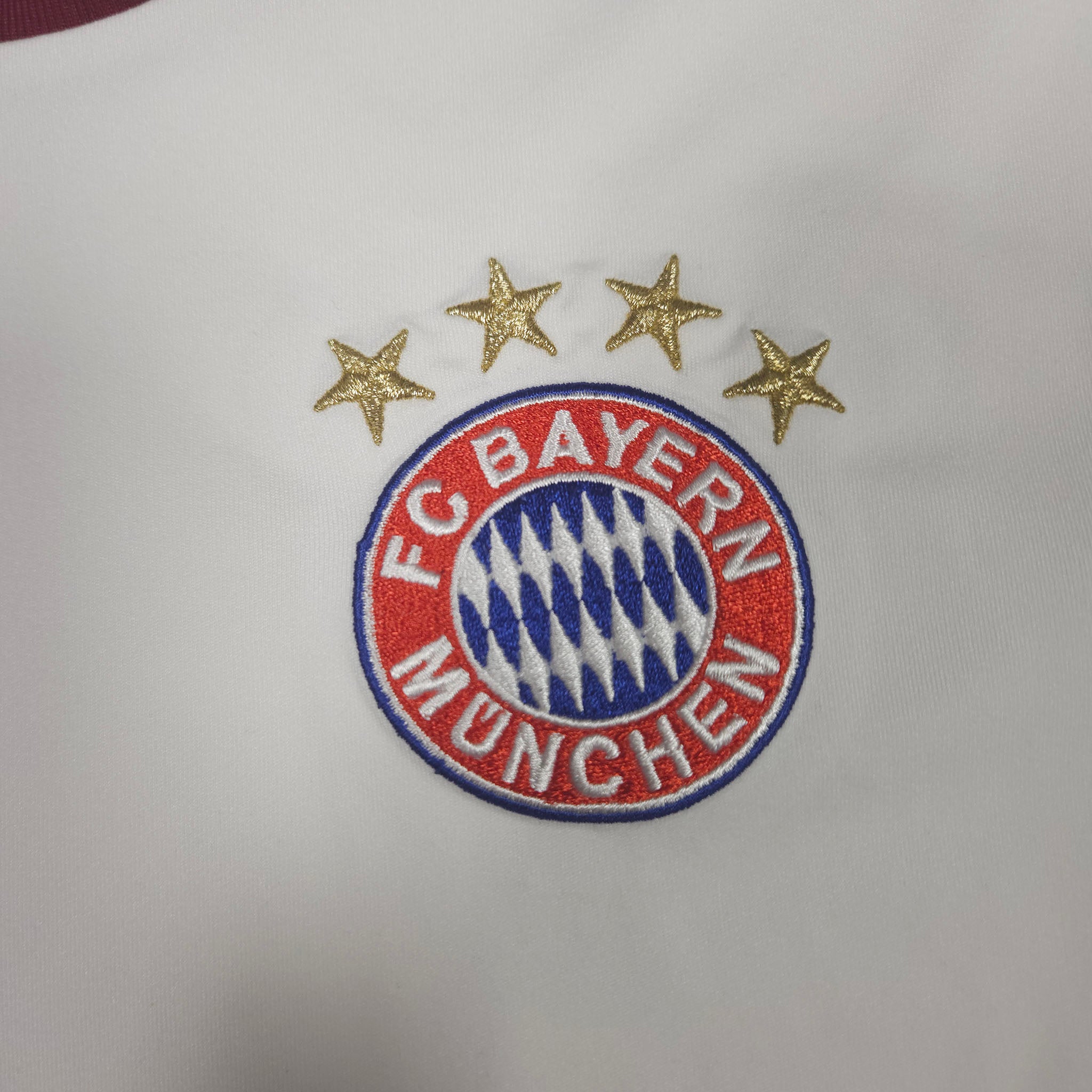 Bayern Munich Third Shirt 2016-17 detailed view 4