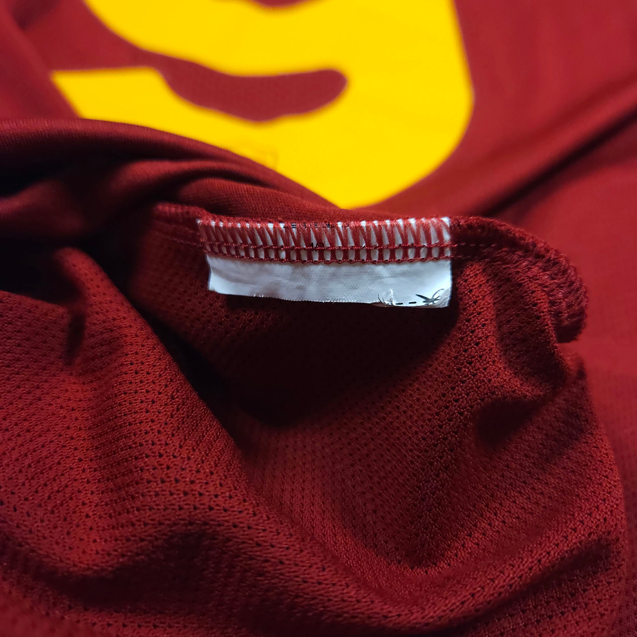 AS Roma Home Shirt 2021-22 – Džeko #9 detailed view 14