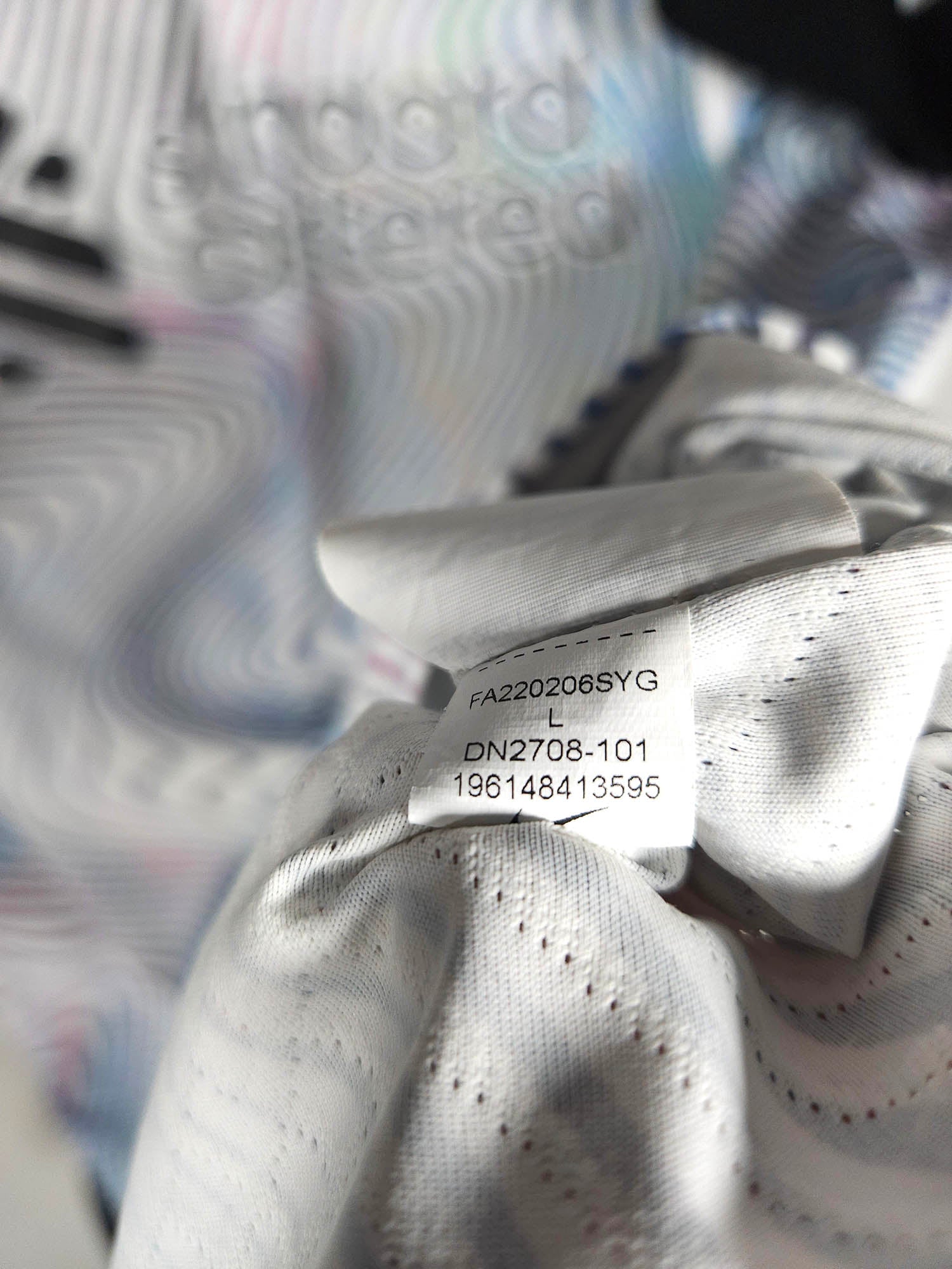 2022-23 Liverpool Authentic Away Shirt Gakpo #18