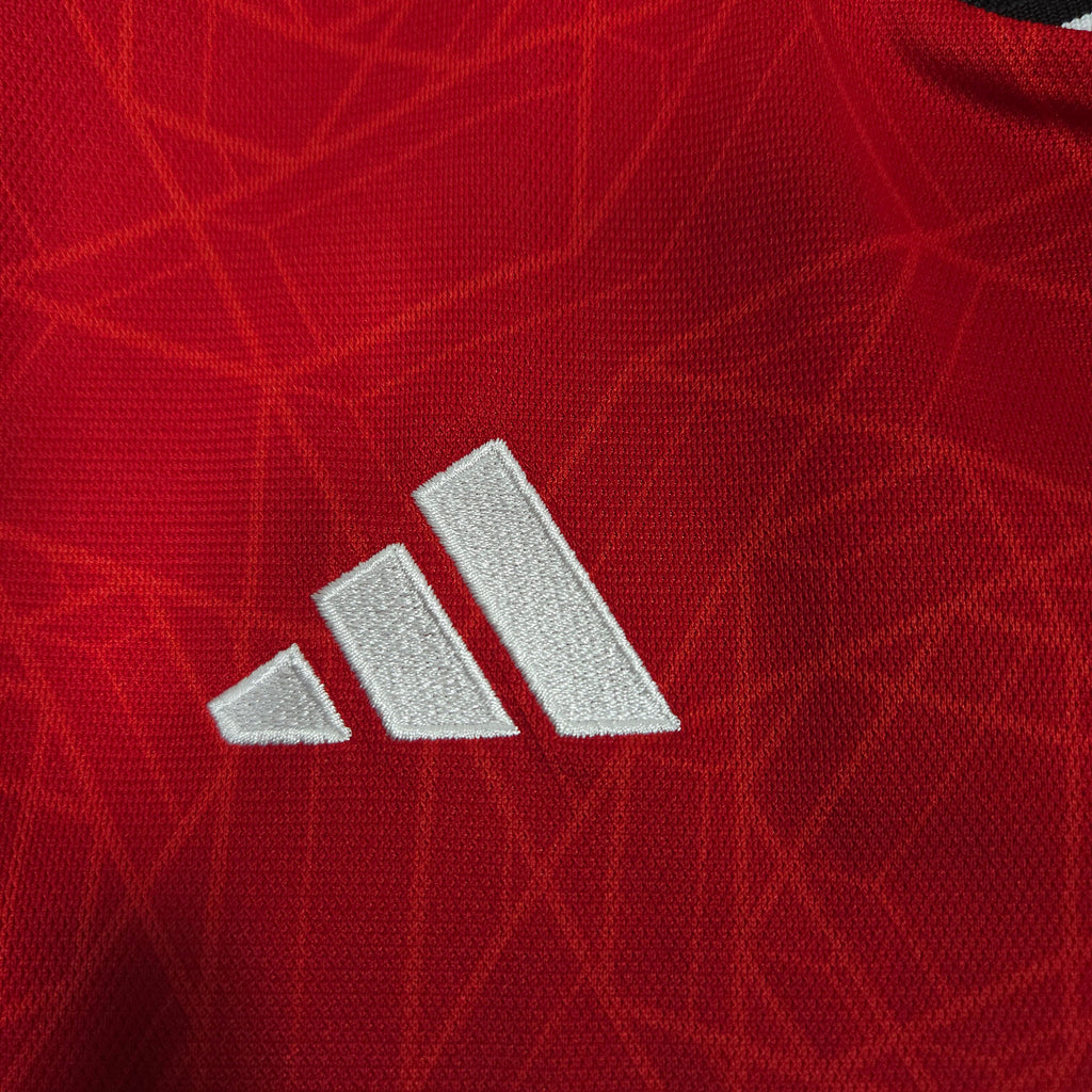 Manchester United Home Shirt 2023-24 detailed view 3