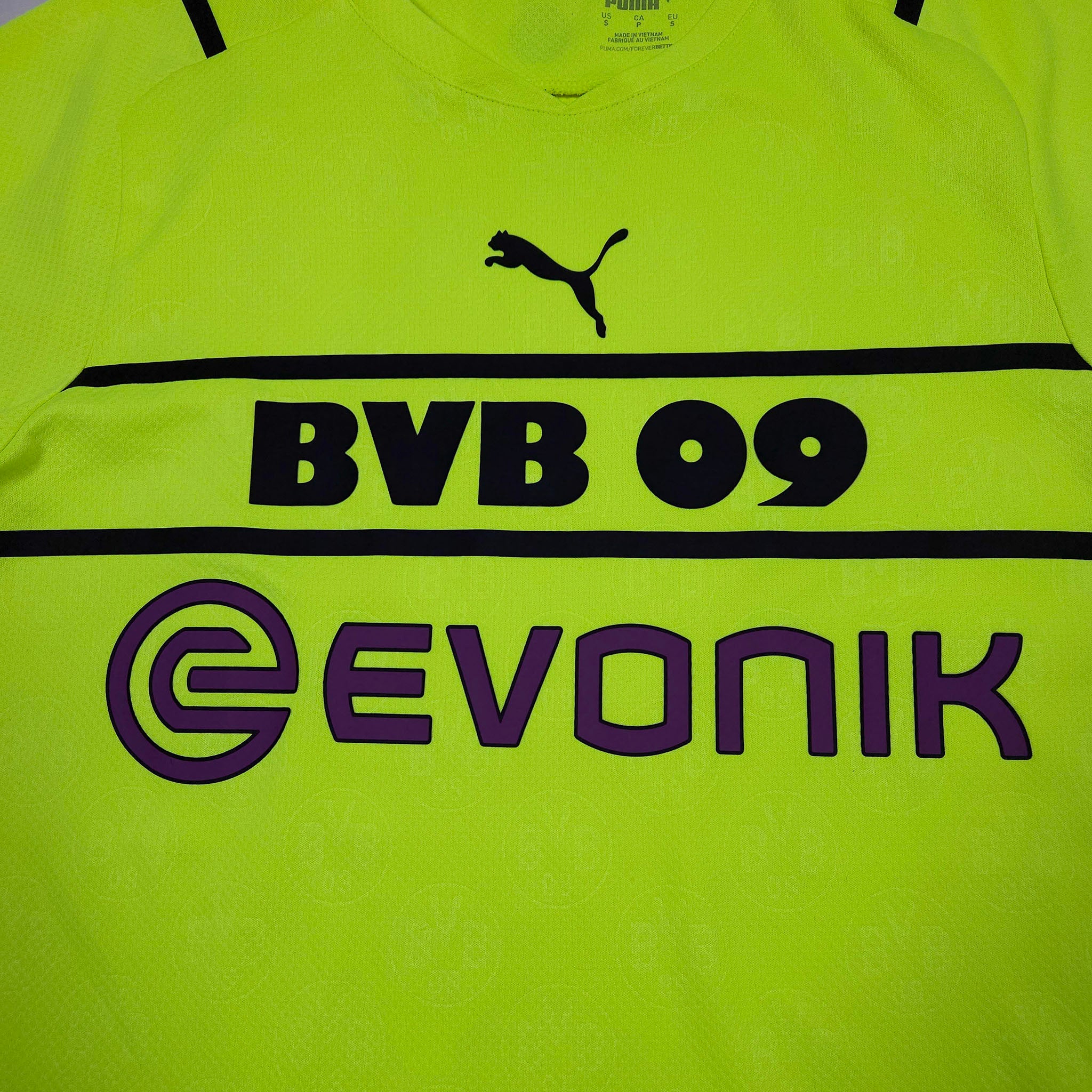 Borussia Dortmund Cup Shirt 2021-22 detailed view 1