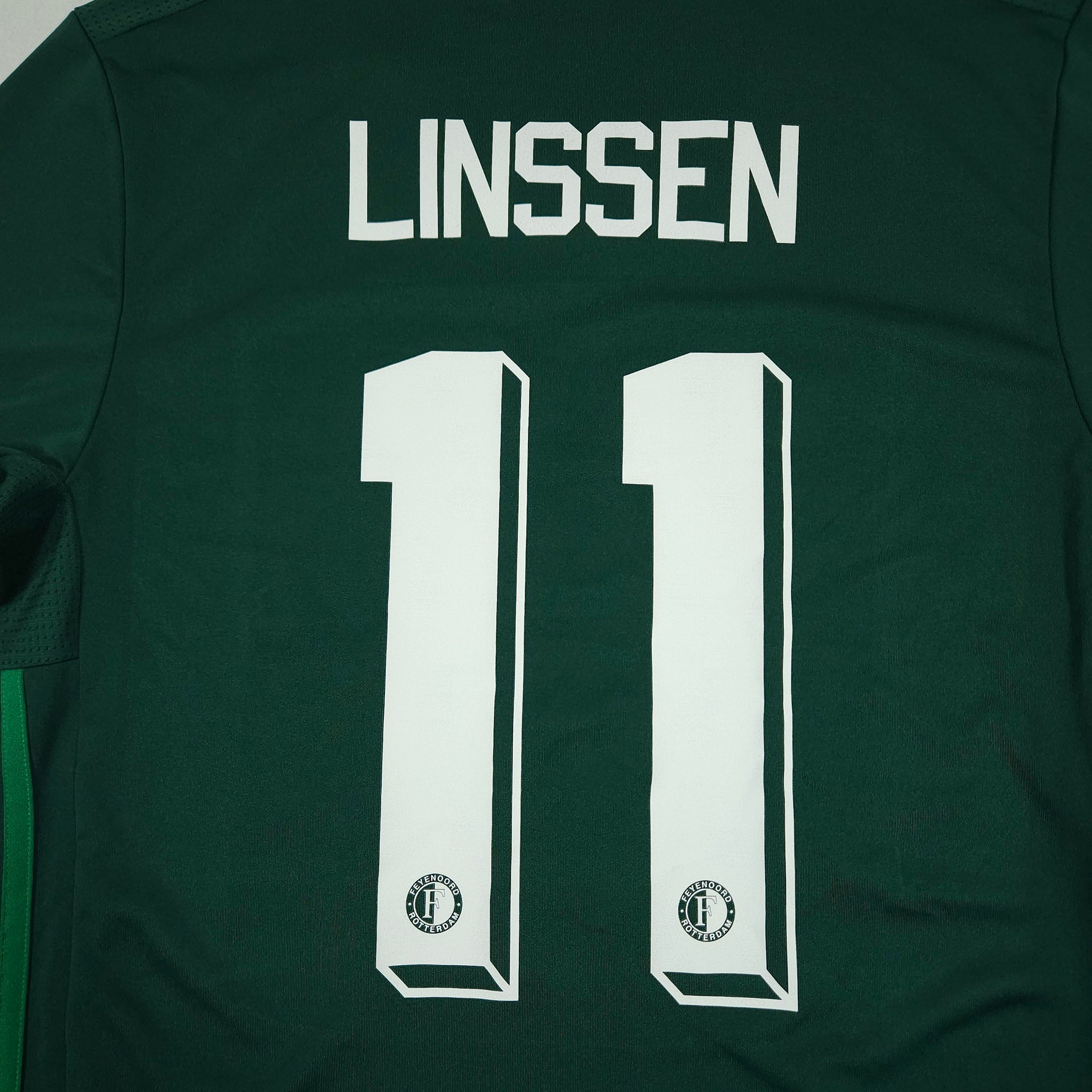 Feyenoord Third Shirt 2021-22 – Linssen #11 detailed view 6