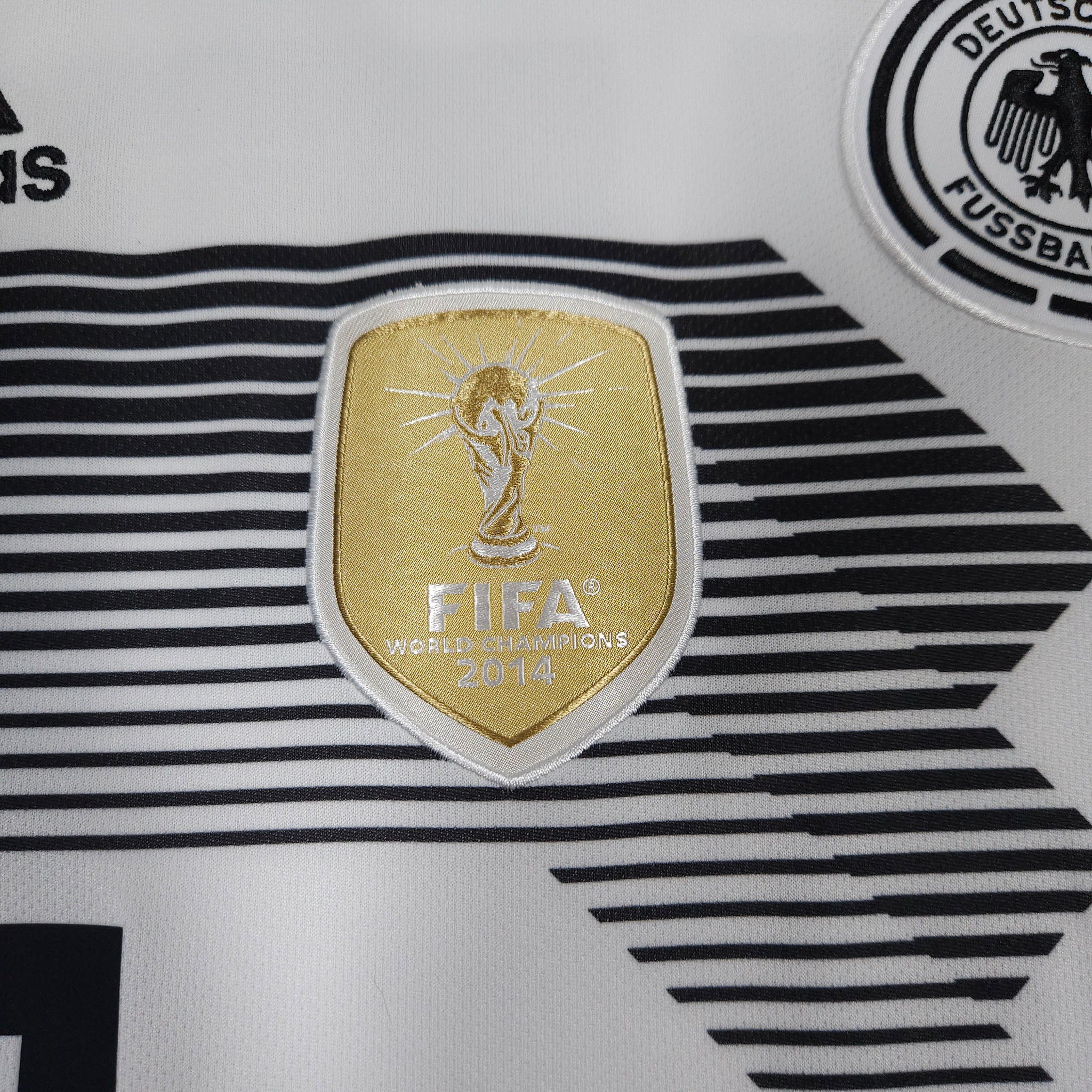 Germany Home Shirt 2018-19 – Boateng #17 detailed view 3