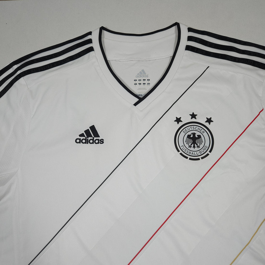 Germany Home Shirt 2012-13 detailed view 1