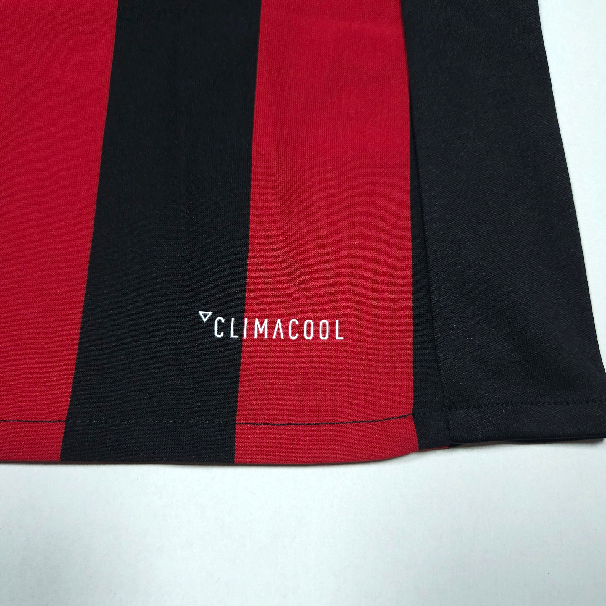 AC Milan Home Shirt 2017-18 detailed view 4