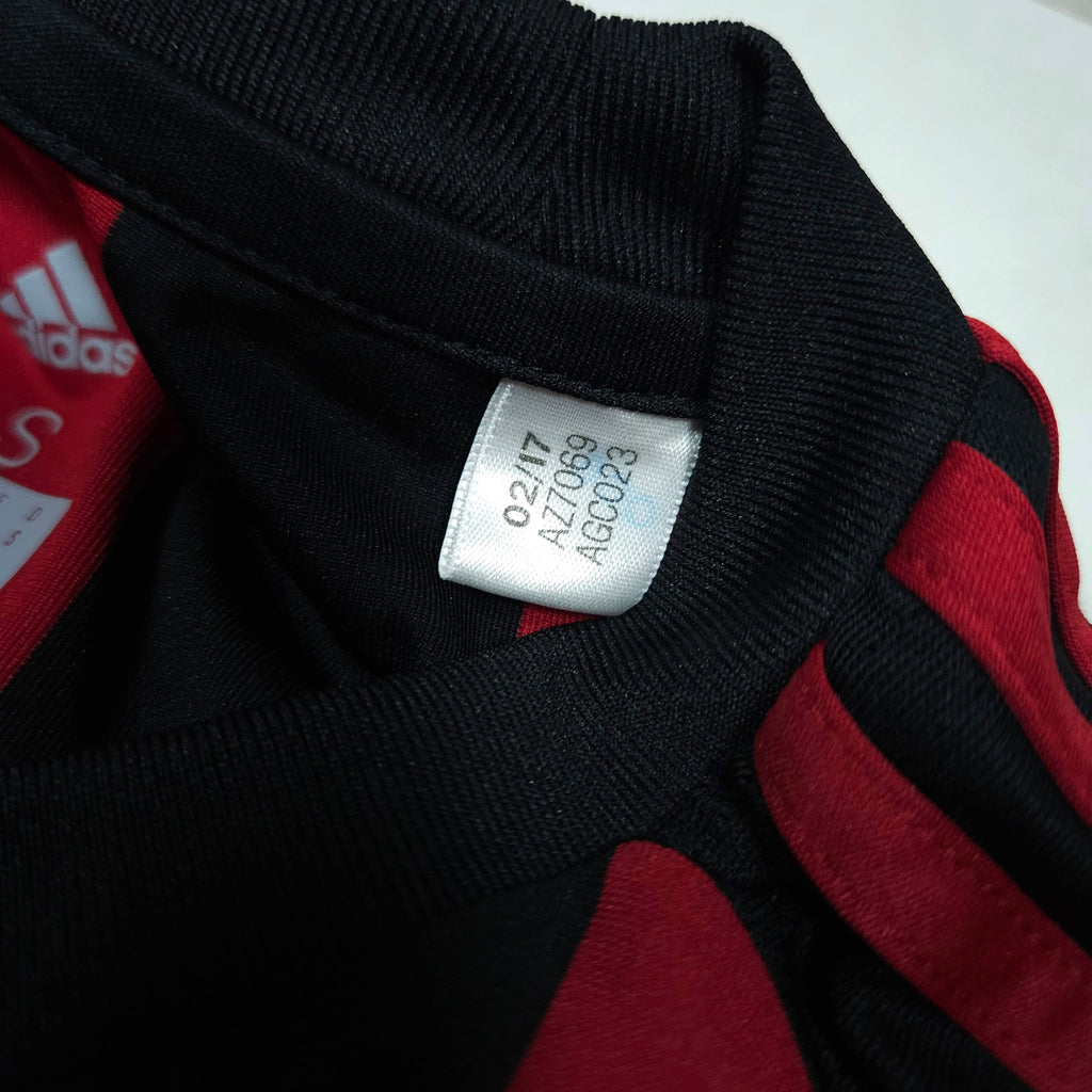 AC Milan Home Shirt 2017-18 detailed view 7