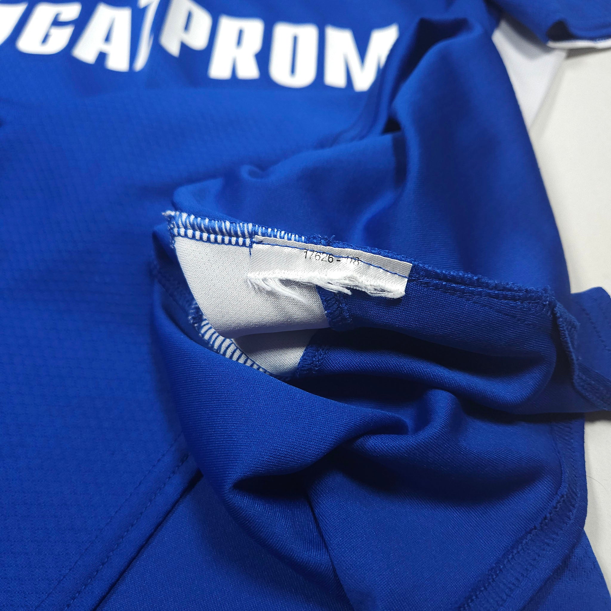 Schalke 04 Home Shirt 2021-22 – Thiaw #33 detailed view 12