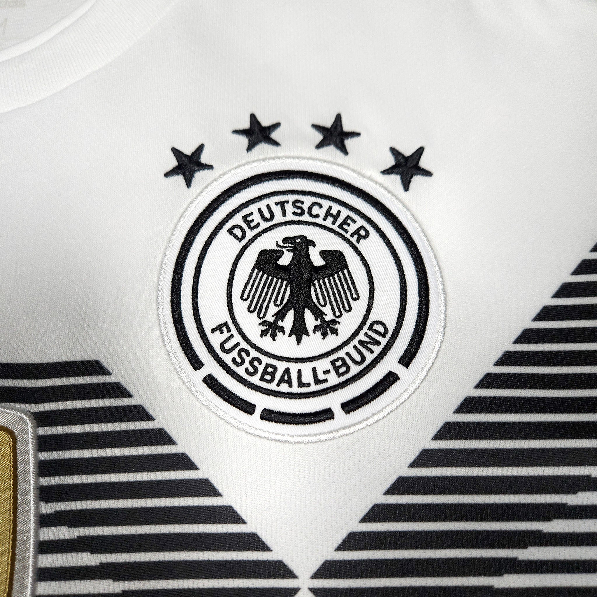 Germany Home Shirt 2018-19 detailed view 2