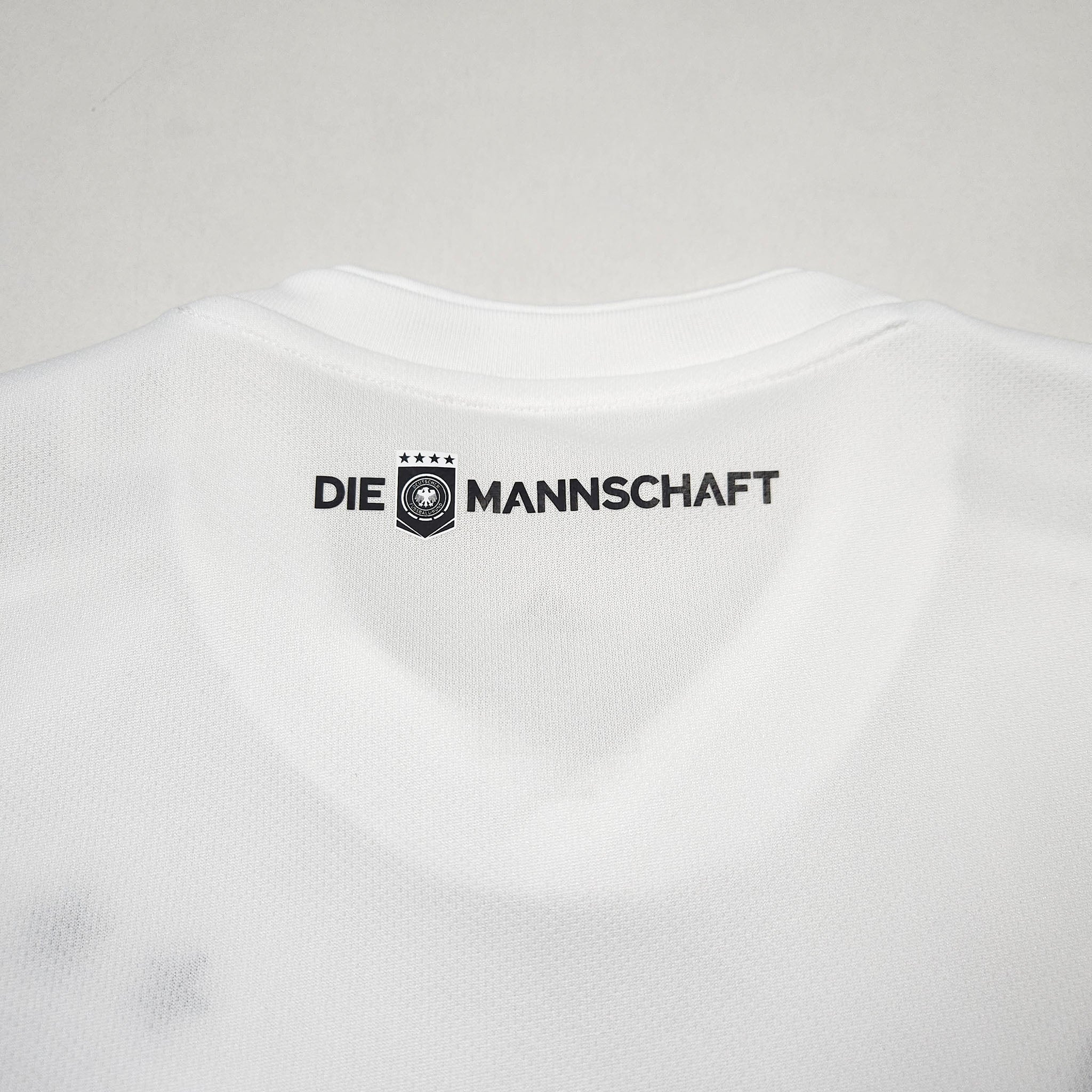 Germany Home Shirt 2018-19 detailed view 6