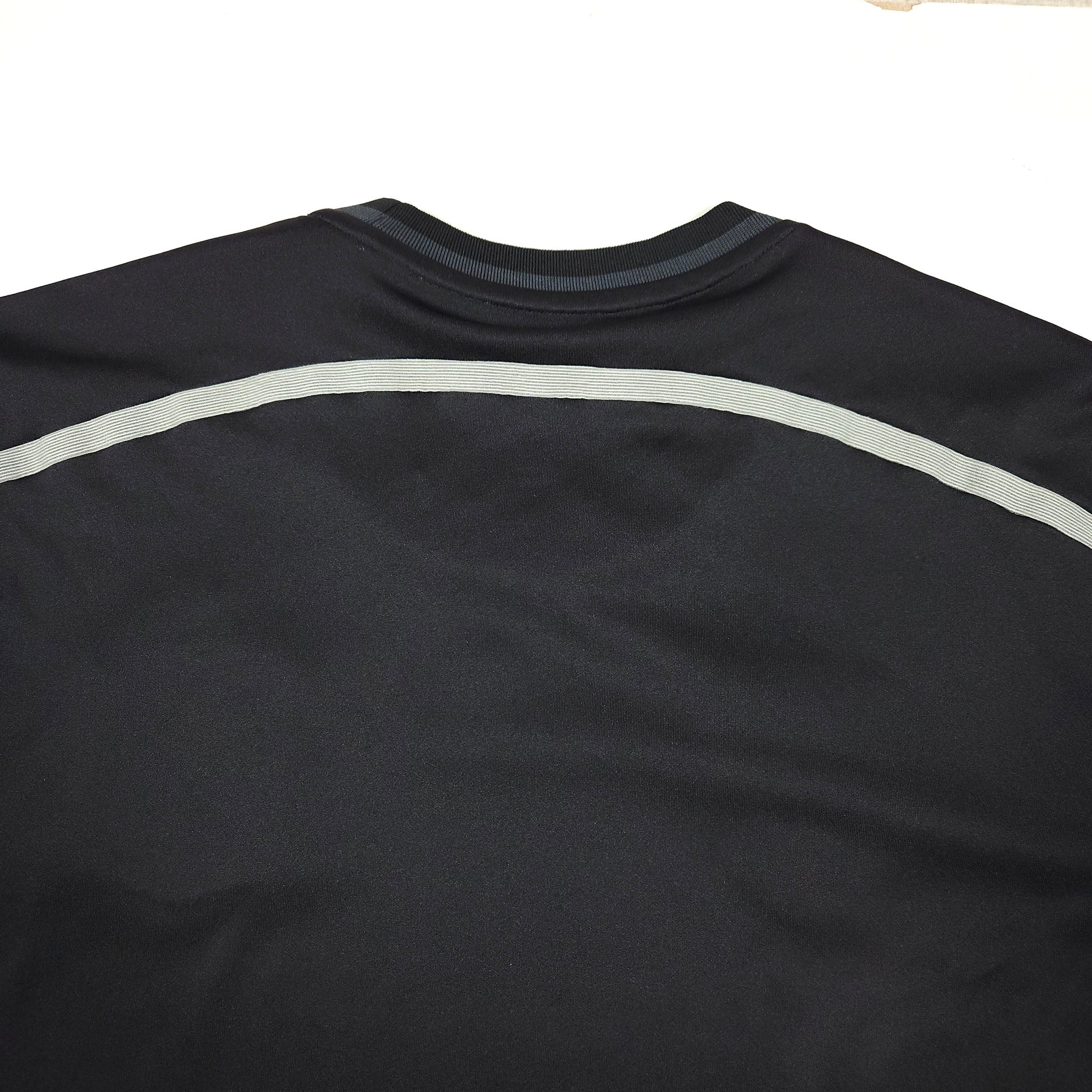 Spain Away Shirt 2014-15 detailed view 6