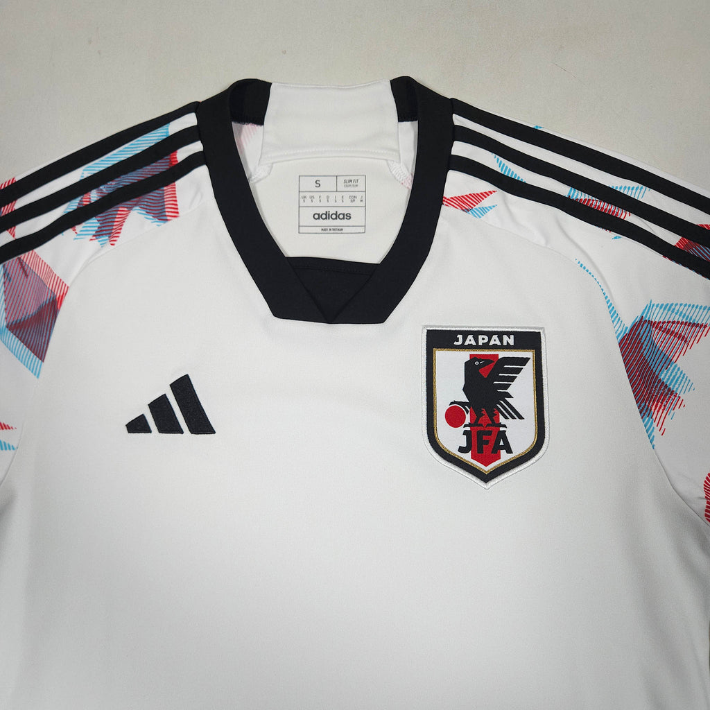 Japan Home Shirt 2022-23 detailed view 1