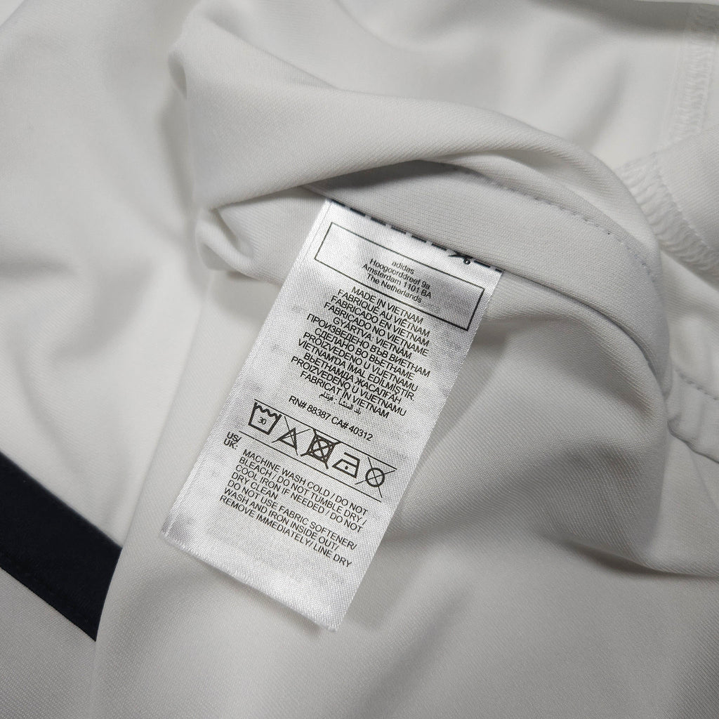 Japan Home Shirt 2022-23 detailed view 7