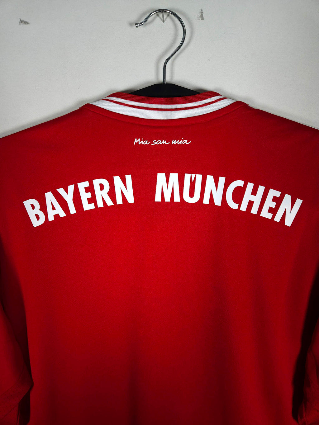 2013-14 Bayern Munich Home Shirt