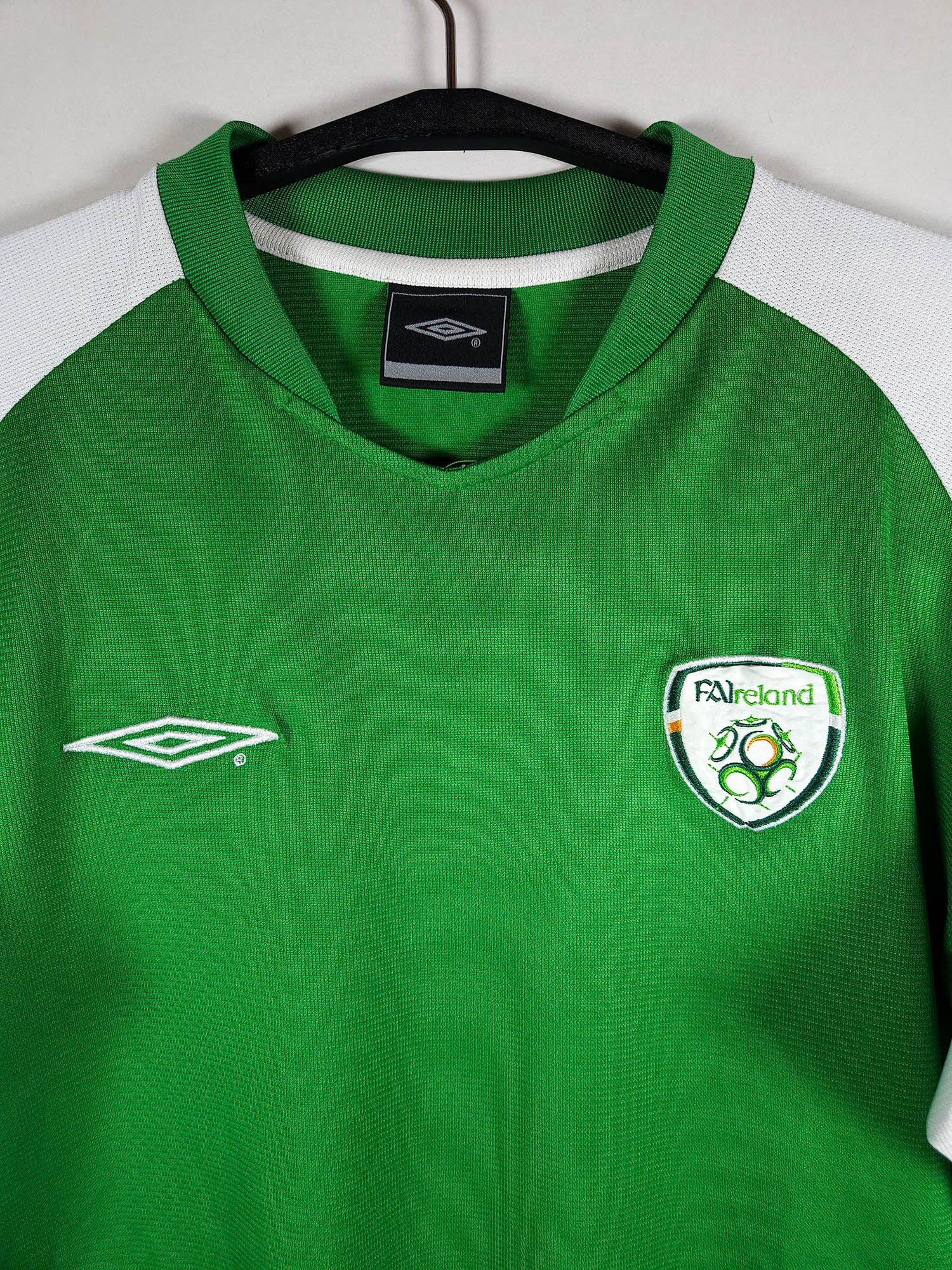 2005-06 Ireland Training Shirt