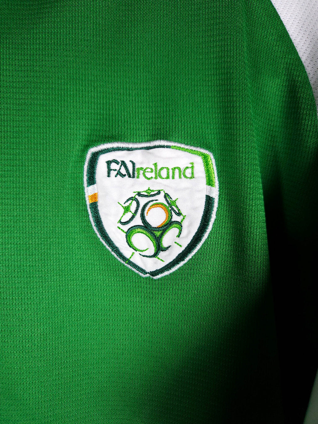 2005-06 Ireland Training Shirt