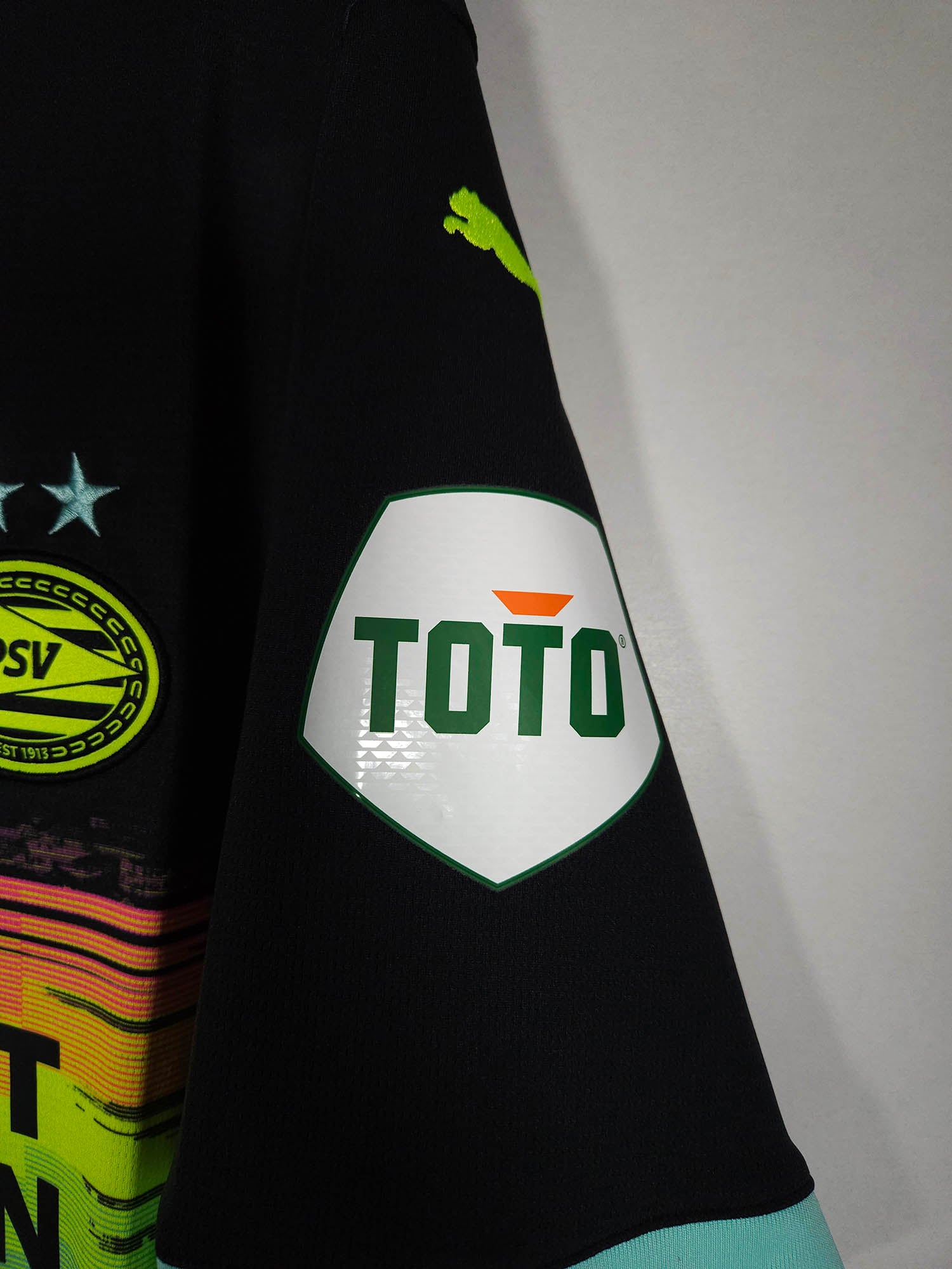 2024-25 PSV Away Shirt