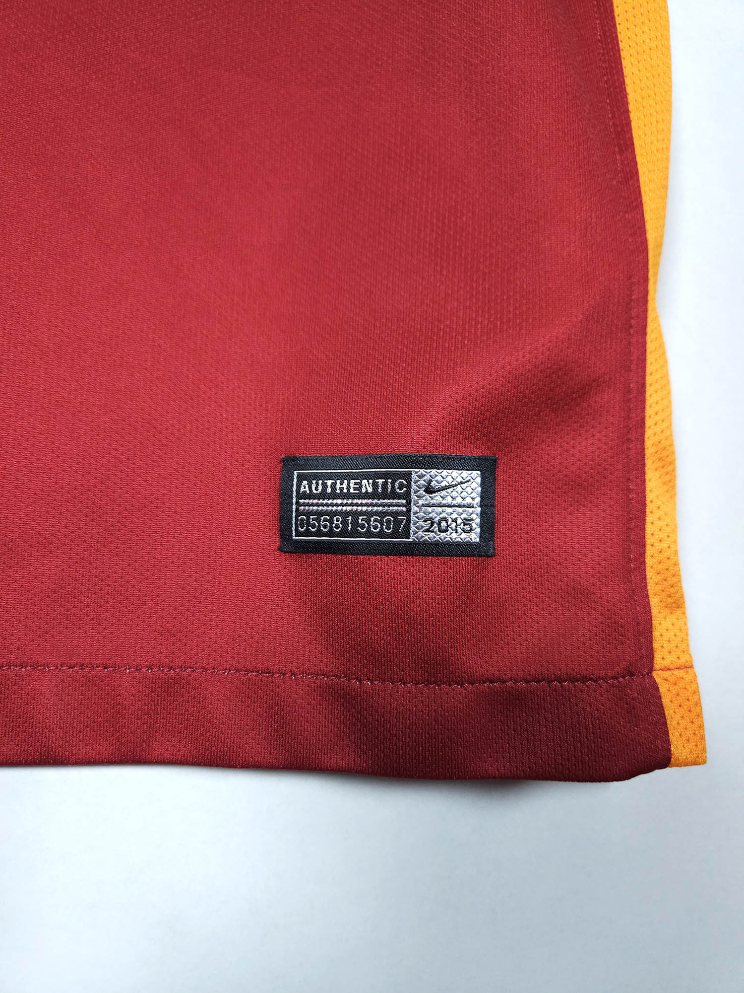 2015-16 Galatasaray Home Shirt