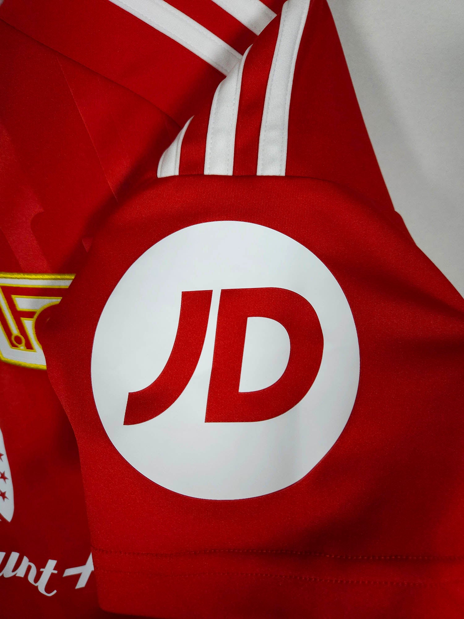 2023-24 Union Berlin Home Shirt