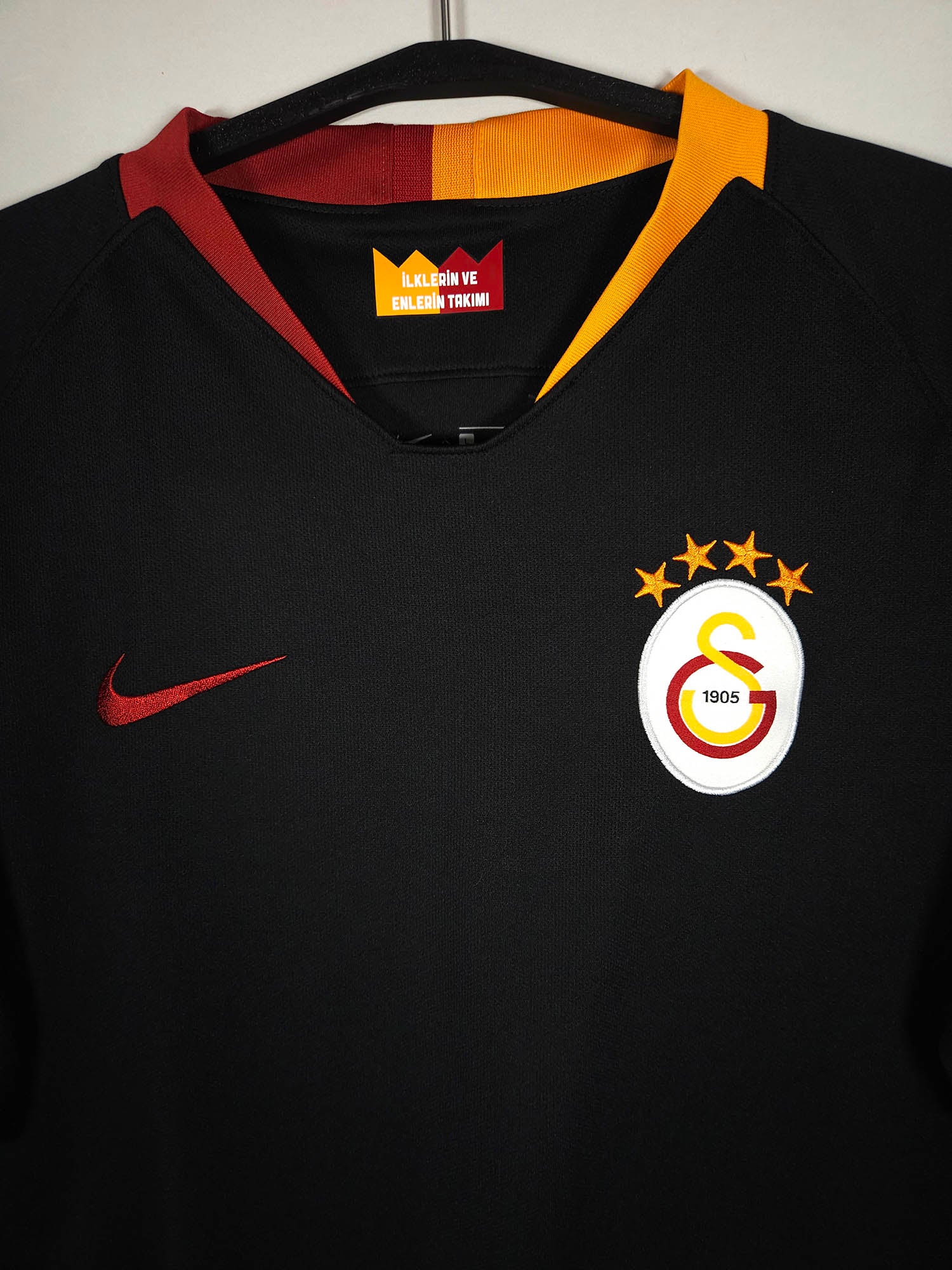 2018-19 Galatasaray Away Shirt