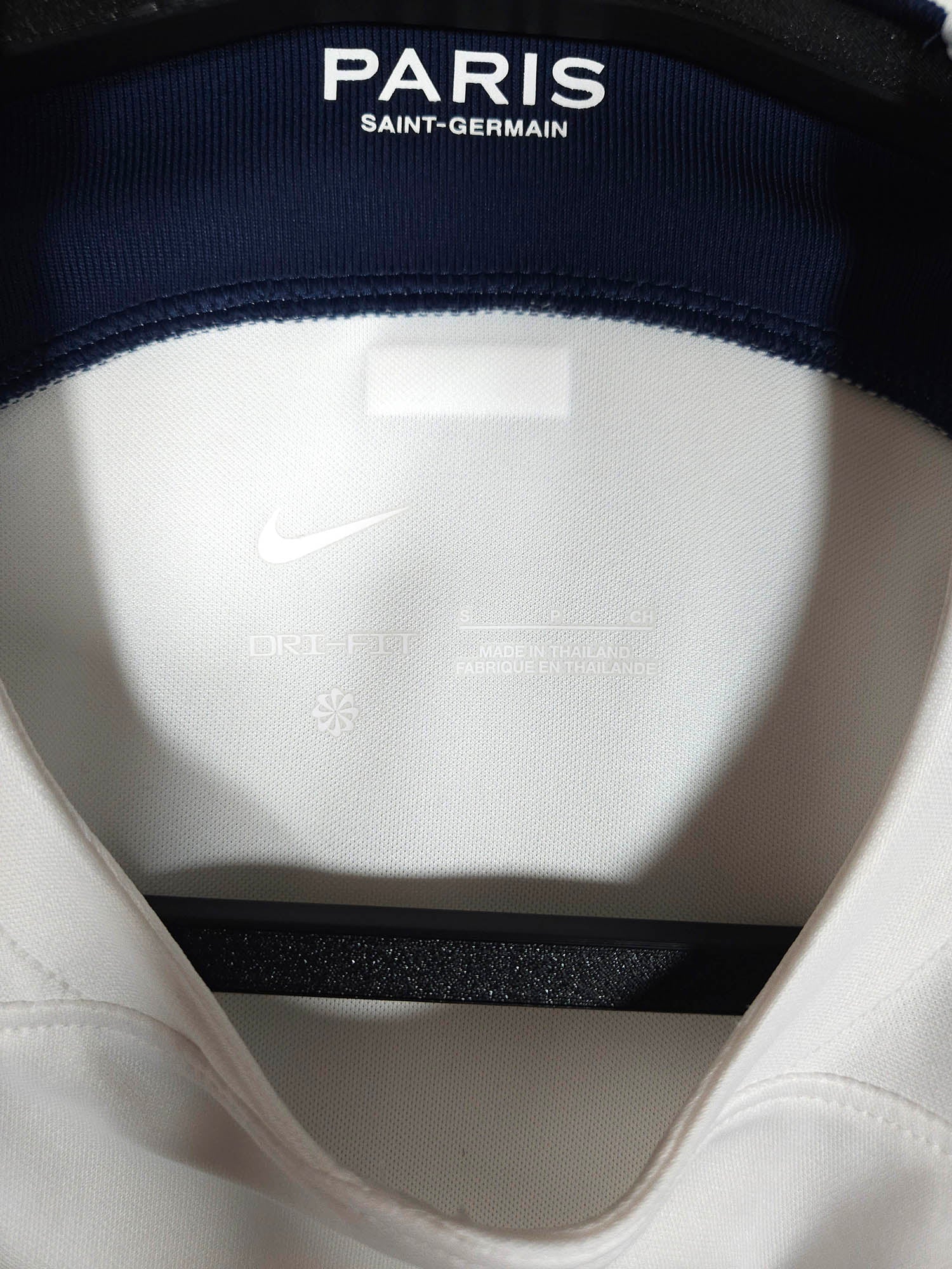 2023-24 Paris Saint-Germain Away Shirt