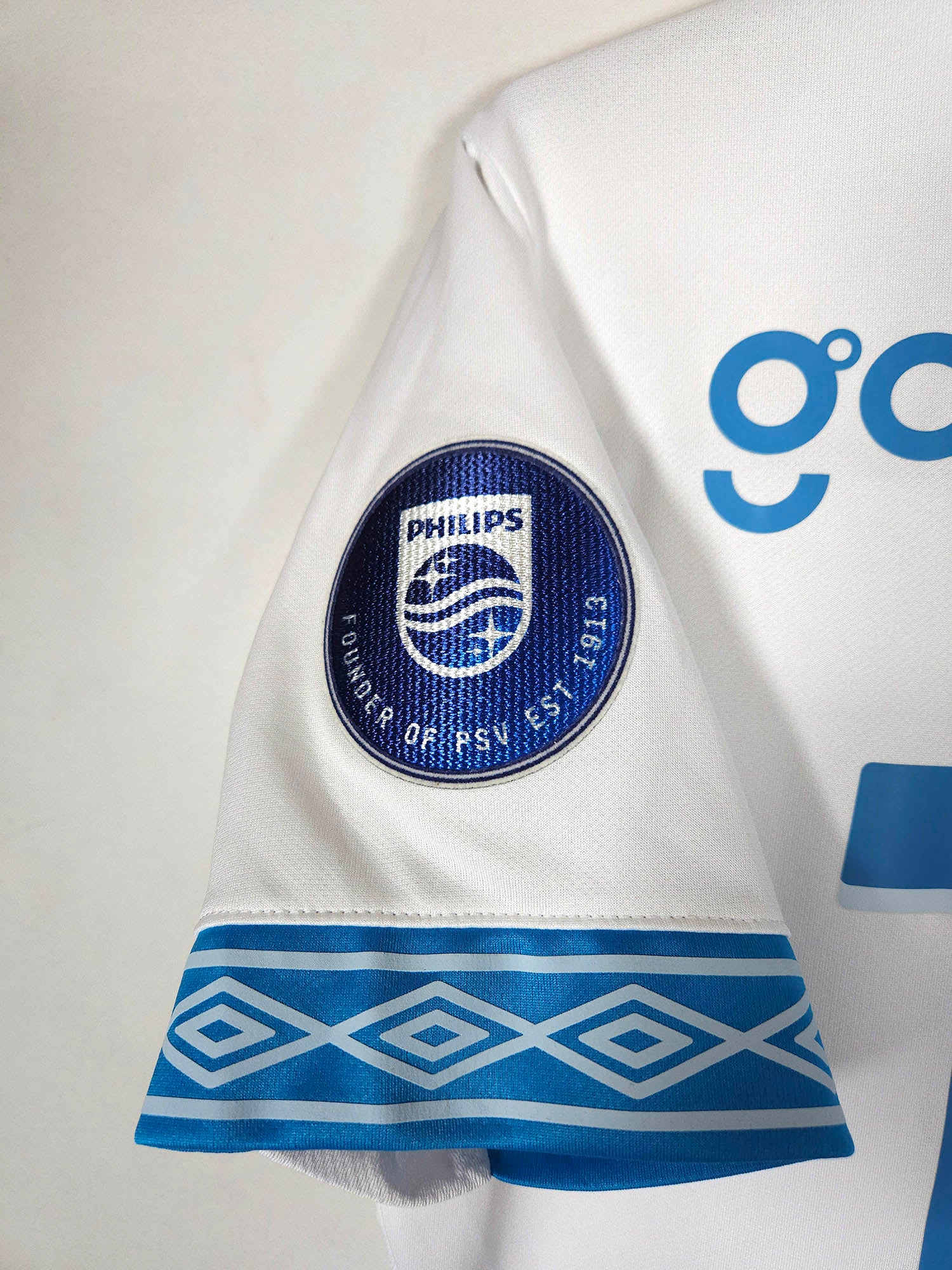 2018-19 PSV Away Shirt Bergwijn #17